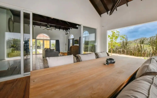 Picaron Villas in Santa Cruz