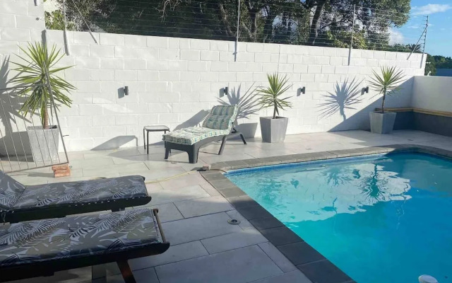 Oceanfront Apartment in Cape Town With Stunning Views