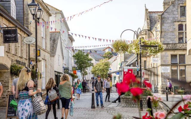 The Inn For All Seasons