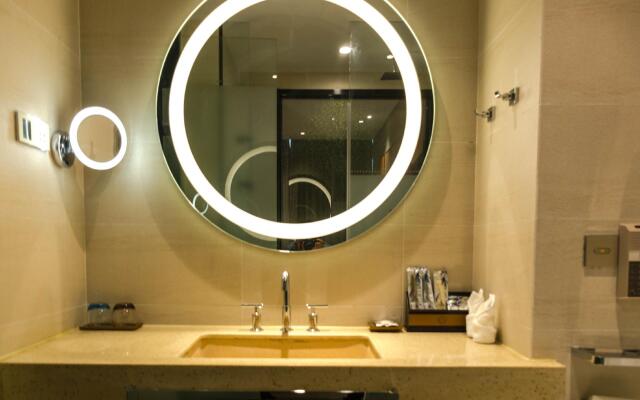 Lavande Hotel Weihai Weigao Plaza