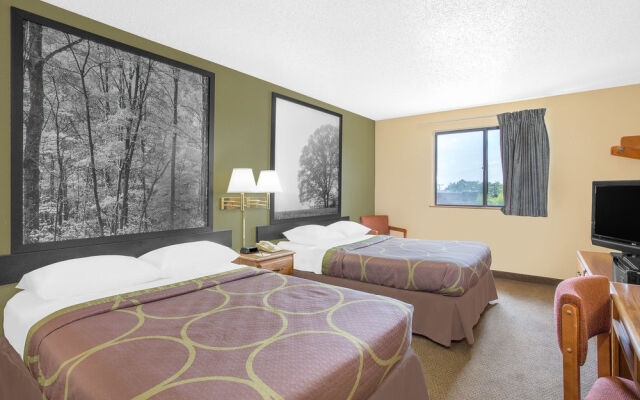 Super 8 Roanoke VA