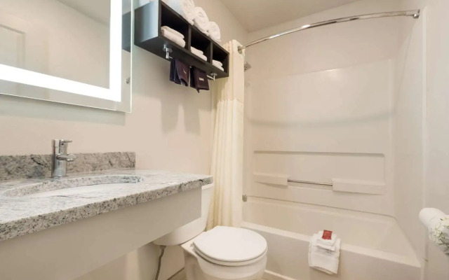 SureStay Hotel by Best Western Thomson