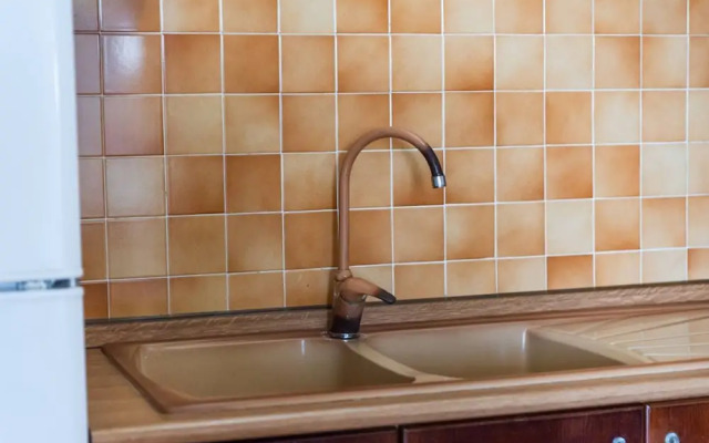 Red House 2 in Shkod r