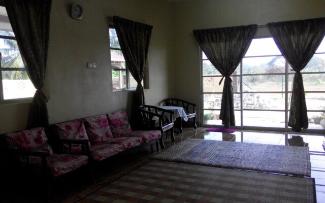 Anggerik Villa Guest House