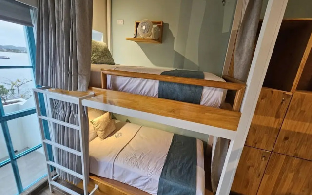 Adra Hostel Peten