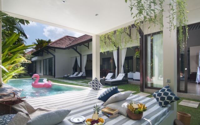 Villa Alice Satu by Villa Finder