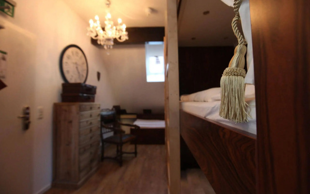 Old Kings Design Hostel