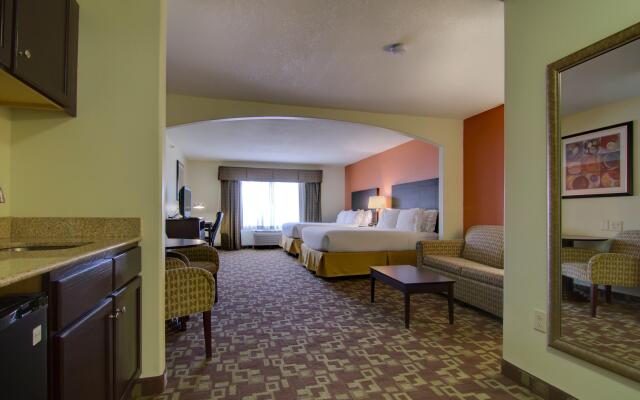 Holiday Inn Express Hotel & Stes Kansas City Sports Complex, an IHG Hotel