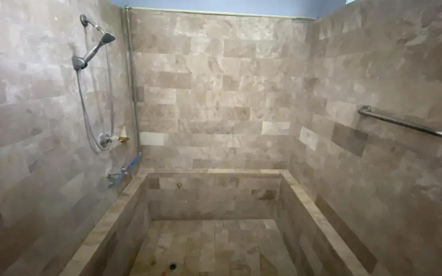 La Vista Pansol Resort Complex By Reddoorz