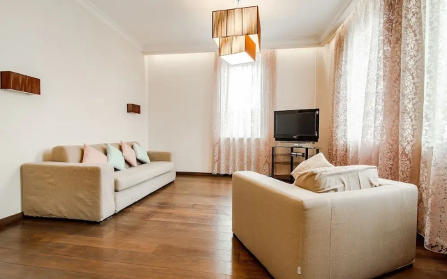 Premium Apartment Smolenskiy 22-10