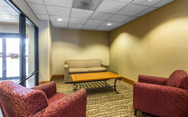 Comfort Inn & Suites Thomson