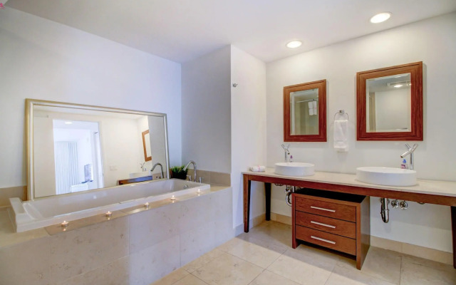 Private Residences At Icon Twr3 By Jos17