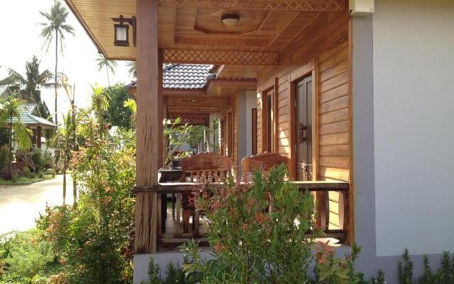Khum Laanta Resort
