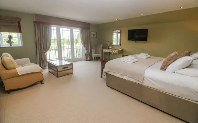 Bodmin Country House