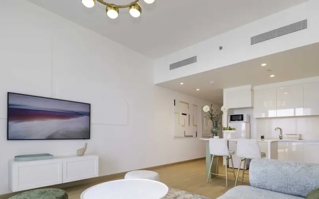 LUX The Downtown Zabeel View Suite 2