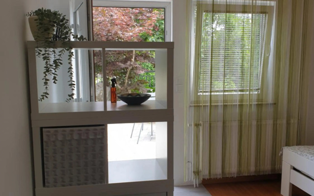 Studio EMMA Ljubljana - FREE parking, AC, Wifi