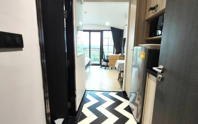 421c Studio Opened Space With Nice Breeze Private Wi Fi