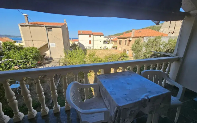 Antica Private Apartment Komiza