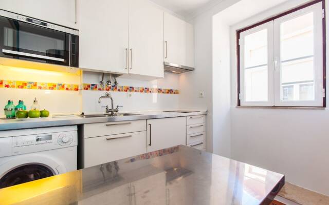 Spirit of Two by Lisbon Unique Apart