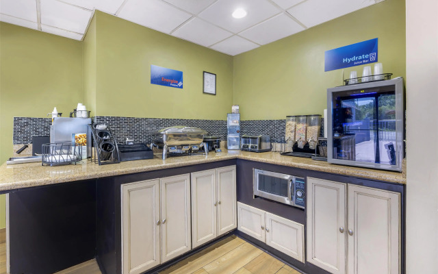 Best Western Fairwinds Inn