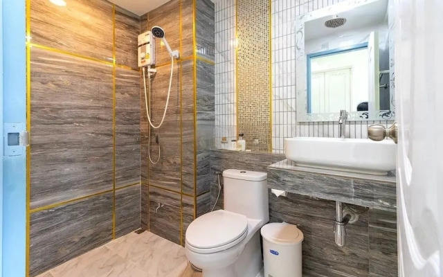 arunsakhon luxury condo