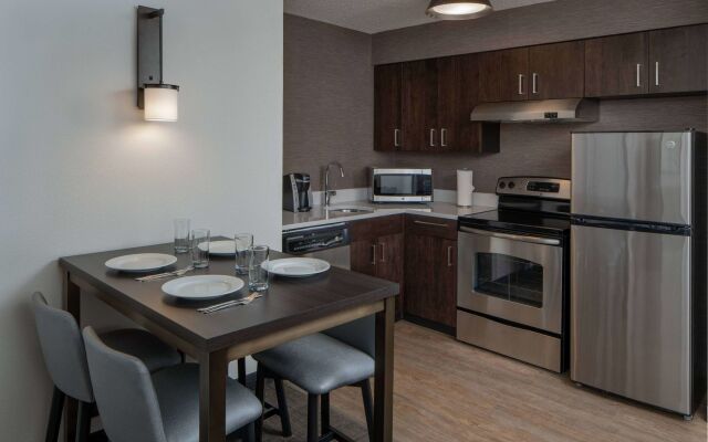 Sonesta ES Suites Fairfax Fair Lakes