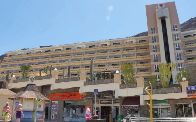 LIVVO Lago Taurito Hotel & Aquapark All Inclusive