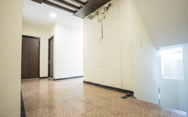 Capital O 3761 Hotel Shree Datta