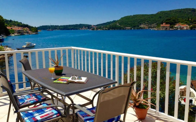 Apartments Capitano Blue