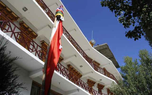 Mentokling Guest House and Garden Restaurant
