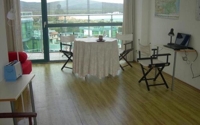 802, spacy apm with sea view.