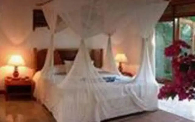 Bali Royal Suites Hotel