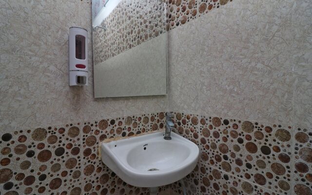 Hotel Sudama By OYO Rooms