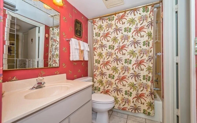 Sea Oats 221 2 Bedroom Home by RedAwning