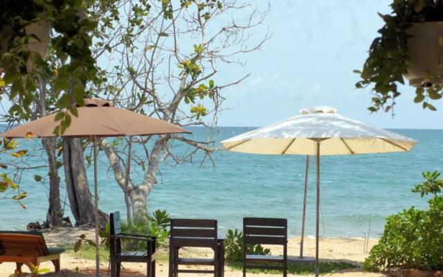 Gold Sand Beach Bungalow