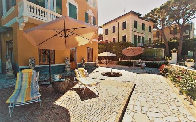 Grande appartamento in Villa con terrazza sul mare