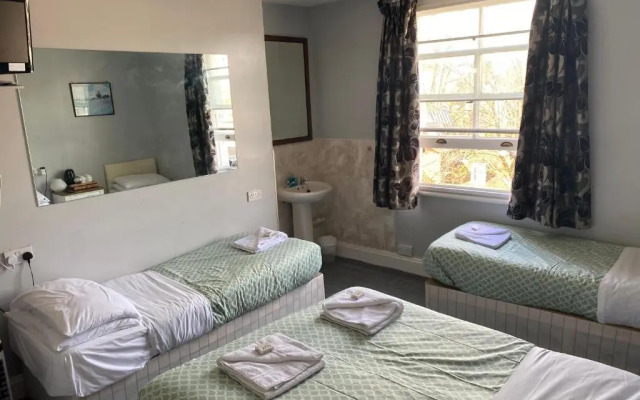 Oakley Hotel