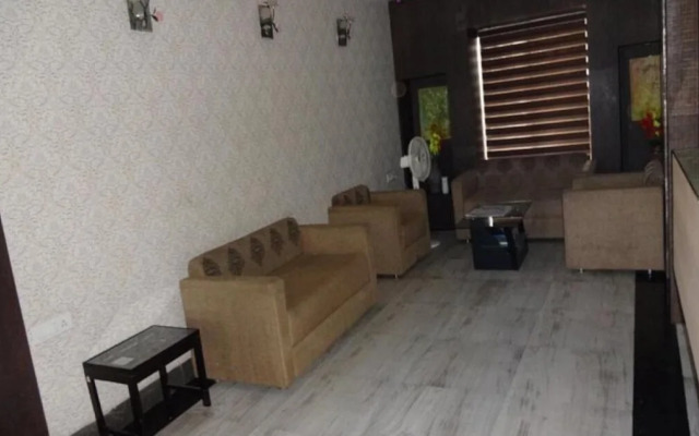 Hotel Anushree