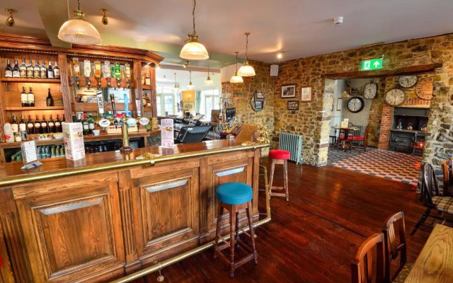 The George Hotel