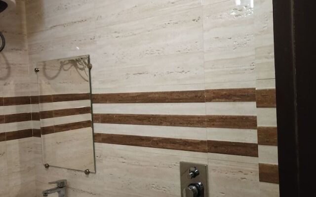 ADB Rooms Hotel Olive International