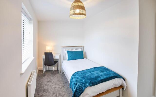 Host Stay Aynsley Mews