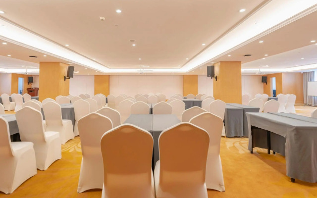 Meikai International Hotel (Hangzhou West Station Zheyi Hospital Branch)