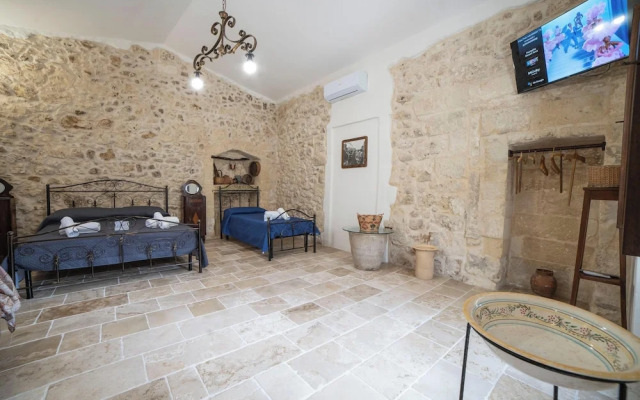 Corte San Giorgio Boutique apt With Airco