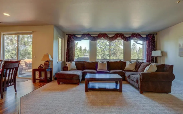 Quinn Creek-Mt Views-4BR/3.5BA