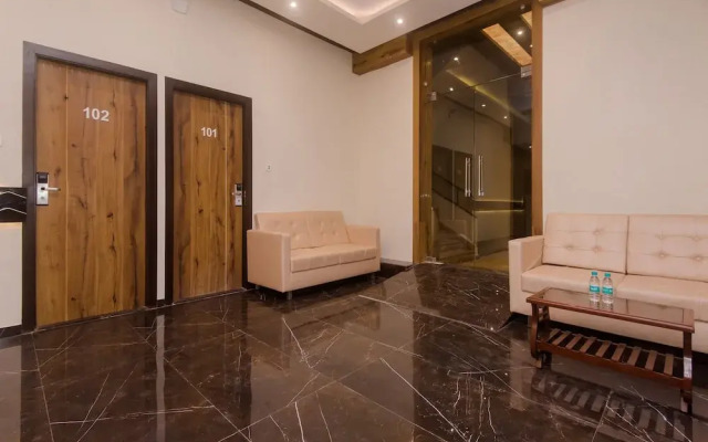 OYO 22120 Hotel Universal Garden