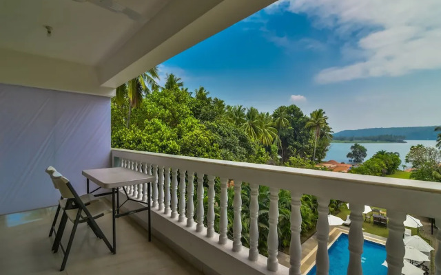 OYO 806 Hotel Safira River Front