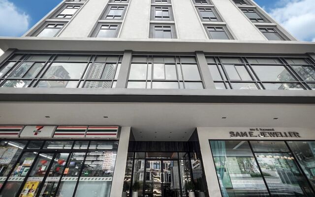 SAM E Hotel Bangkok Sathorn