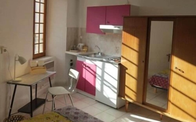 Cafe Restaurant Meuble de Tourisme