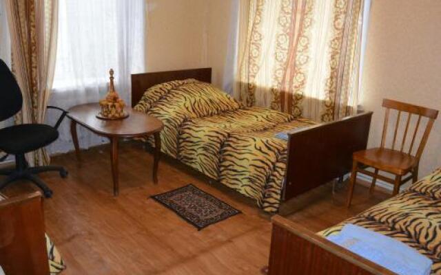 Guest House Kardovskogo 75