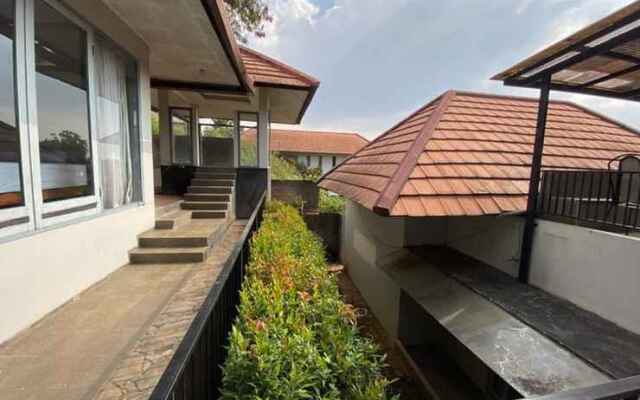 Kencana 40 Resort Dago Pakar